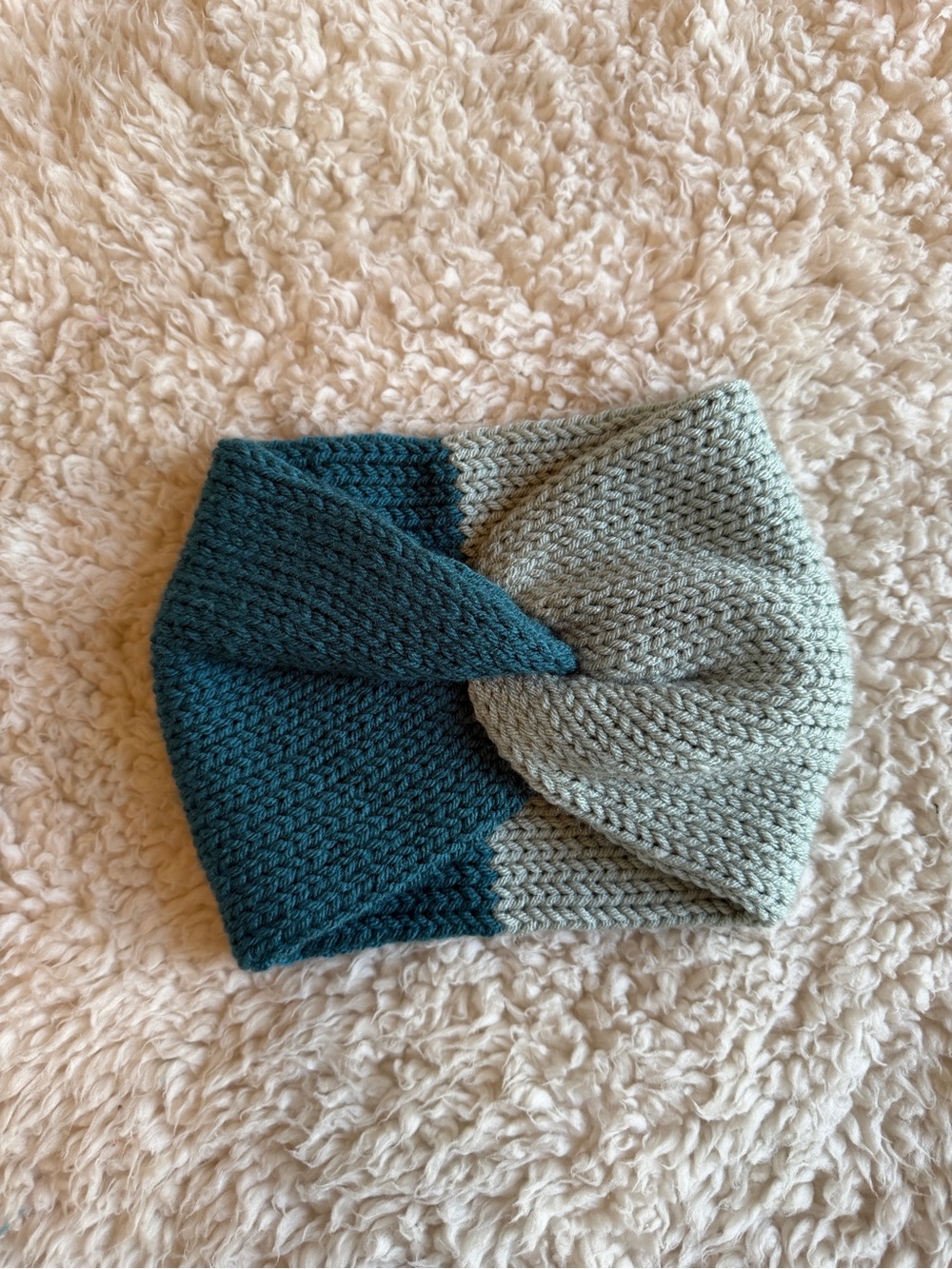 Women’s Boho Twisted Two-Tone Knit Headband - Teal and Light Blue
